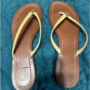 Tory Burch, tan patten, leather flip-flops. Size 8 US, Comes w/dust bag & box